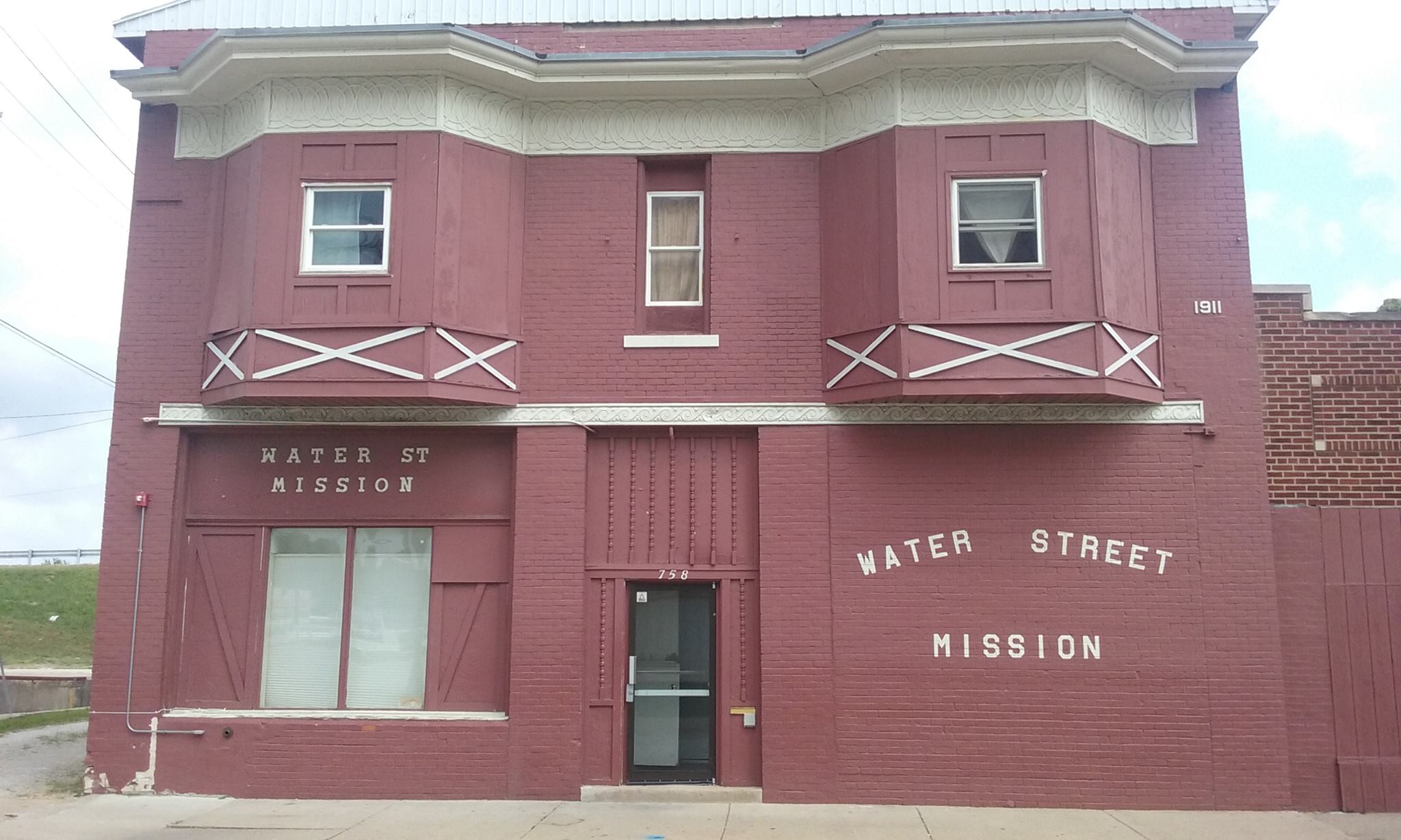 Men's Homeless Shelter at The Water Street Mission Resurrected